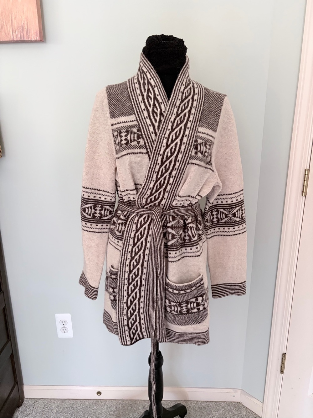 Women’s Pendleton Shawl Collar Knit Cardigan Sweater - Cream & Brown